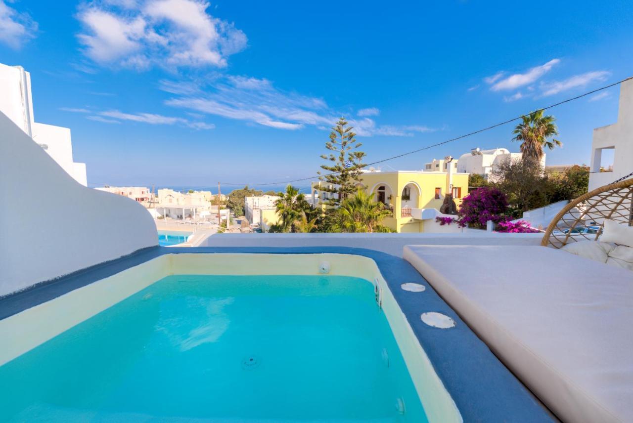 The Muses Of Santorini Private Jacuzzi Vóthon